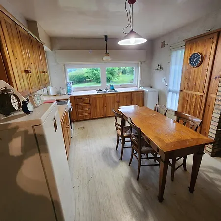 Prázdninový dům Mont Saint Michel Repos Maison Confortable Dans La Nature Devant La Baie *