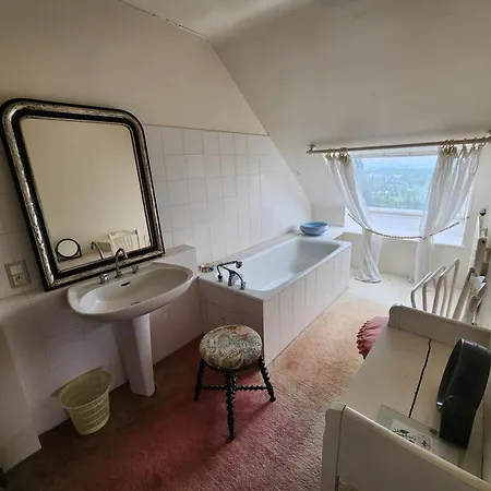 Prázdninový dům Mont Saint Michel Repos Maison Confortable Dans La Nature Devant La Baie *